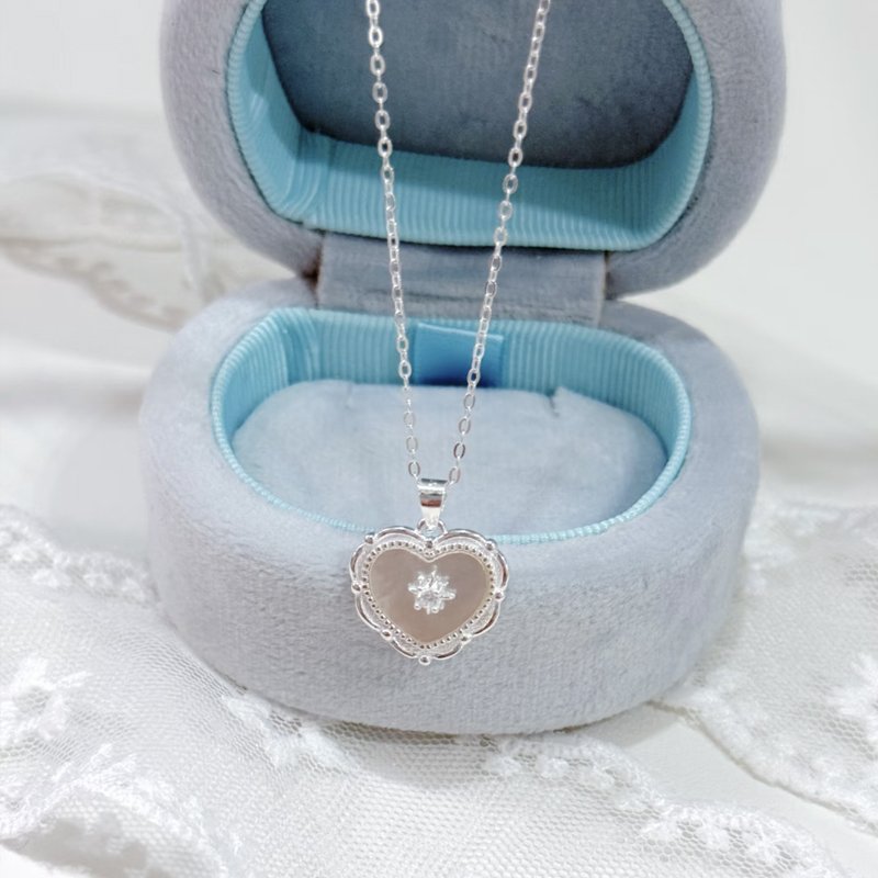 S925 Sterling Silver Heart-Shaped Shell Necklace - Image 2