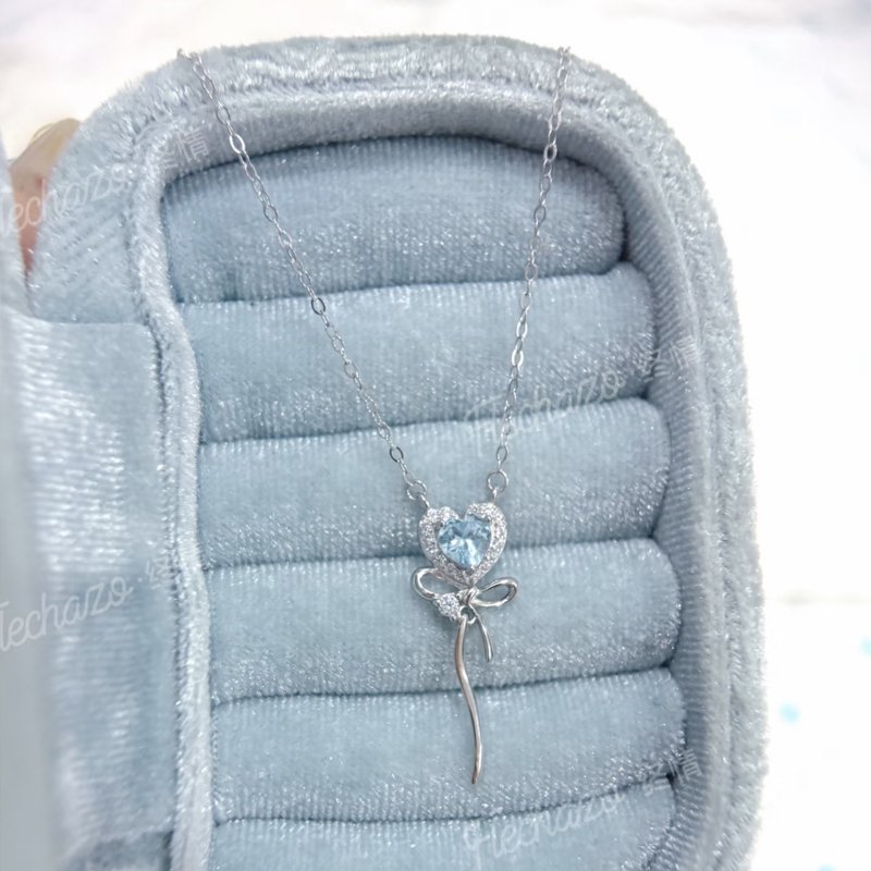 S925 Sterling Silver Heart and Bow Necklace - Image 3