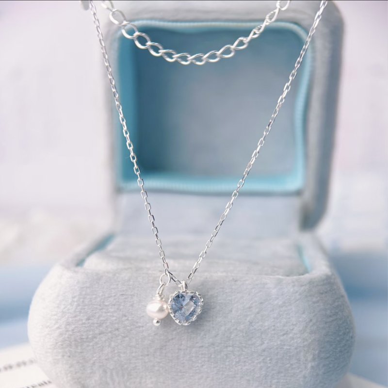 S925 Sterling Silver Heart and Pearl Necklace - Image 3