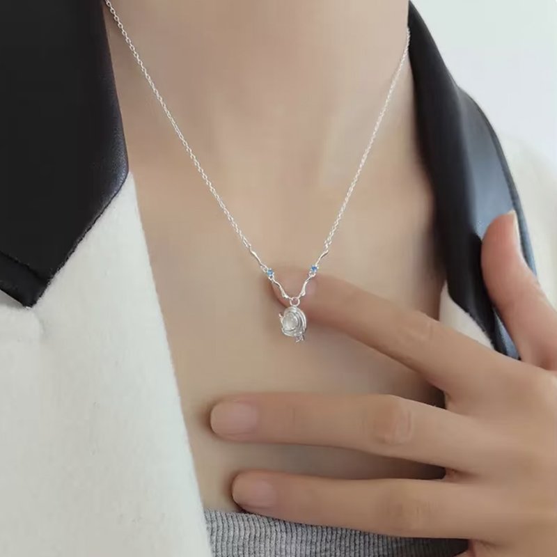 S925 Sterling Silver Tentacle Zircon Necklace - Image 4