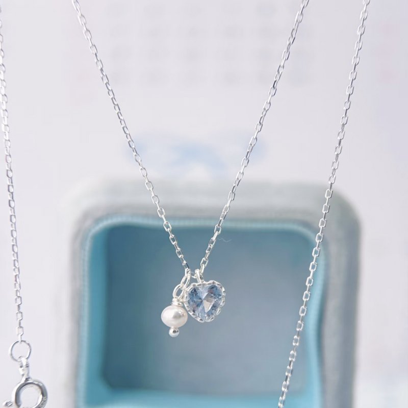 S925 Sterling Silver Heart and Pearl Necklace - Image 5