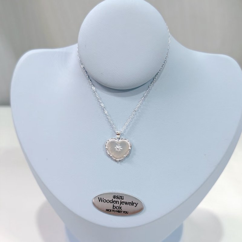 S925 Sterling Silver Heart-Shaped Shell Necklace - Image 5